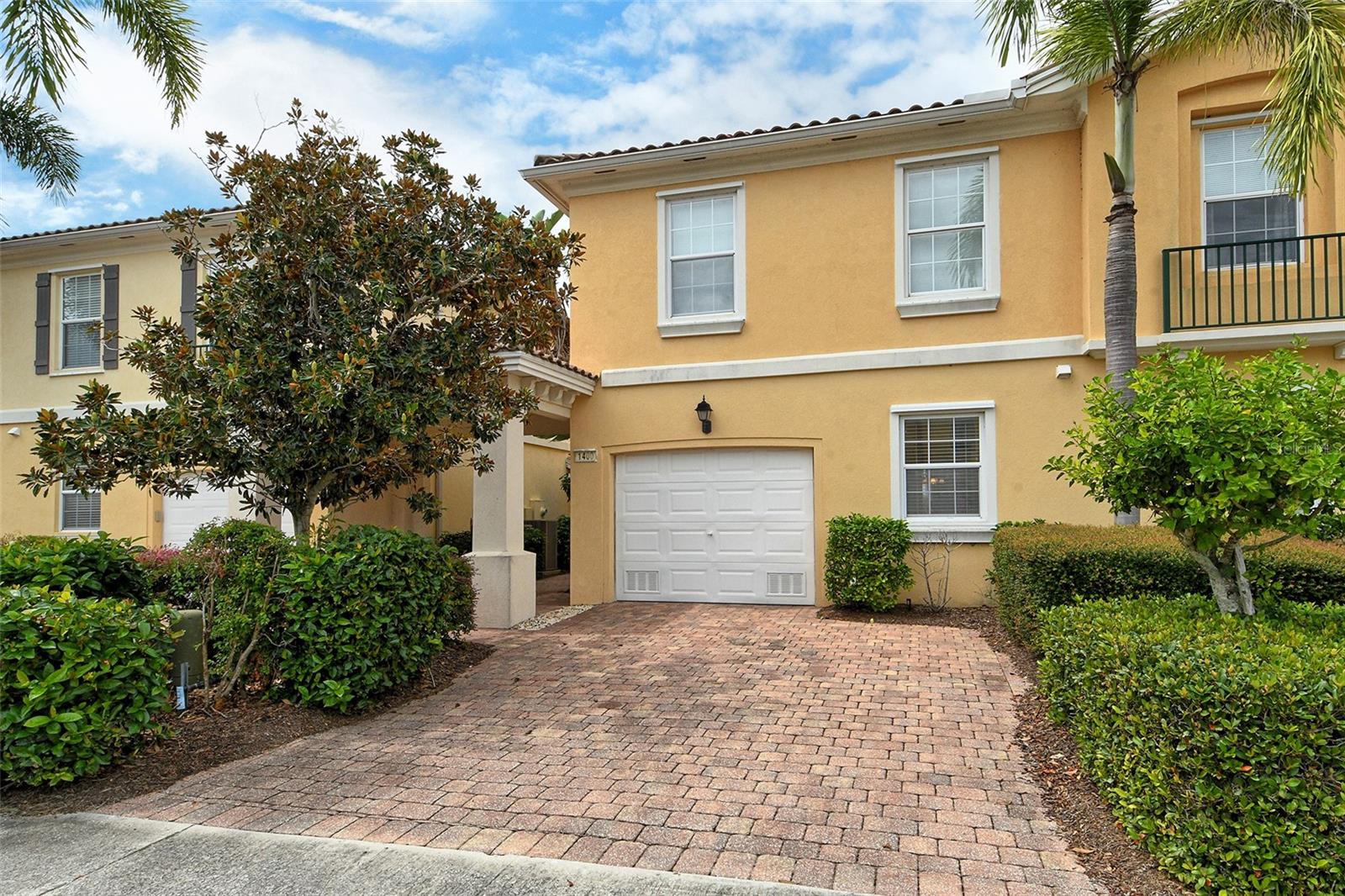 Image 2 of 49 For 1400 Burgos Drive