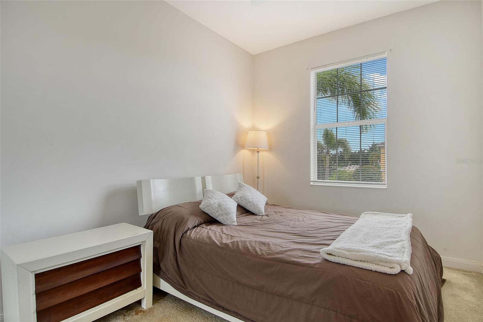 Image 22 of 49 For 1400 Burgos Drive