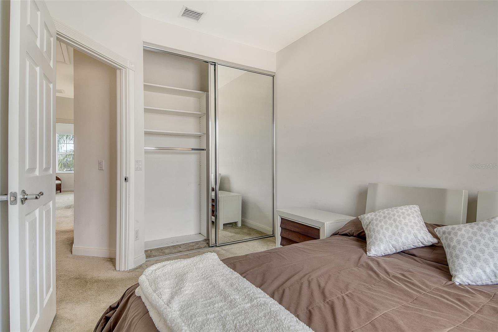 Image 23 of 49 For 1400 Burgos Drive