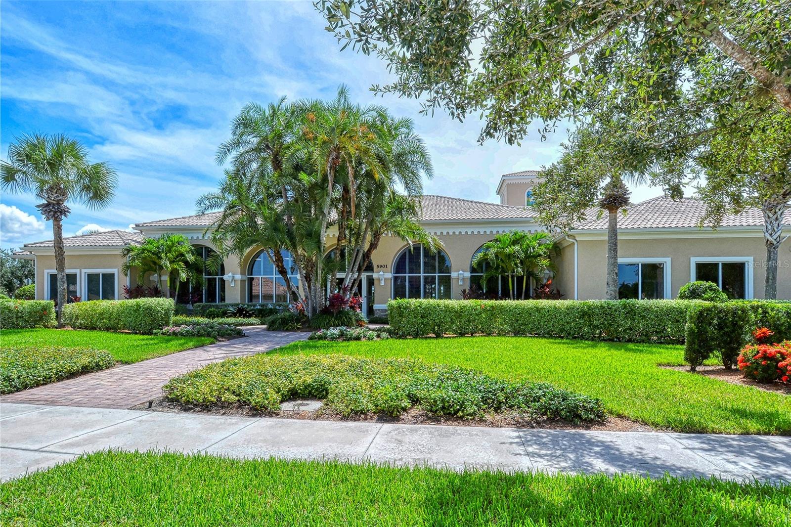 Image 42 of 49 For 1400 Burgos Drive