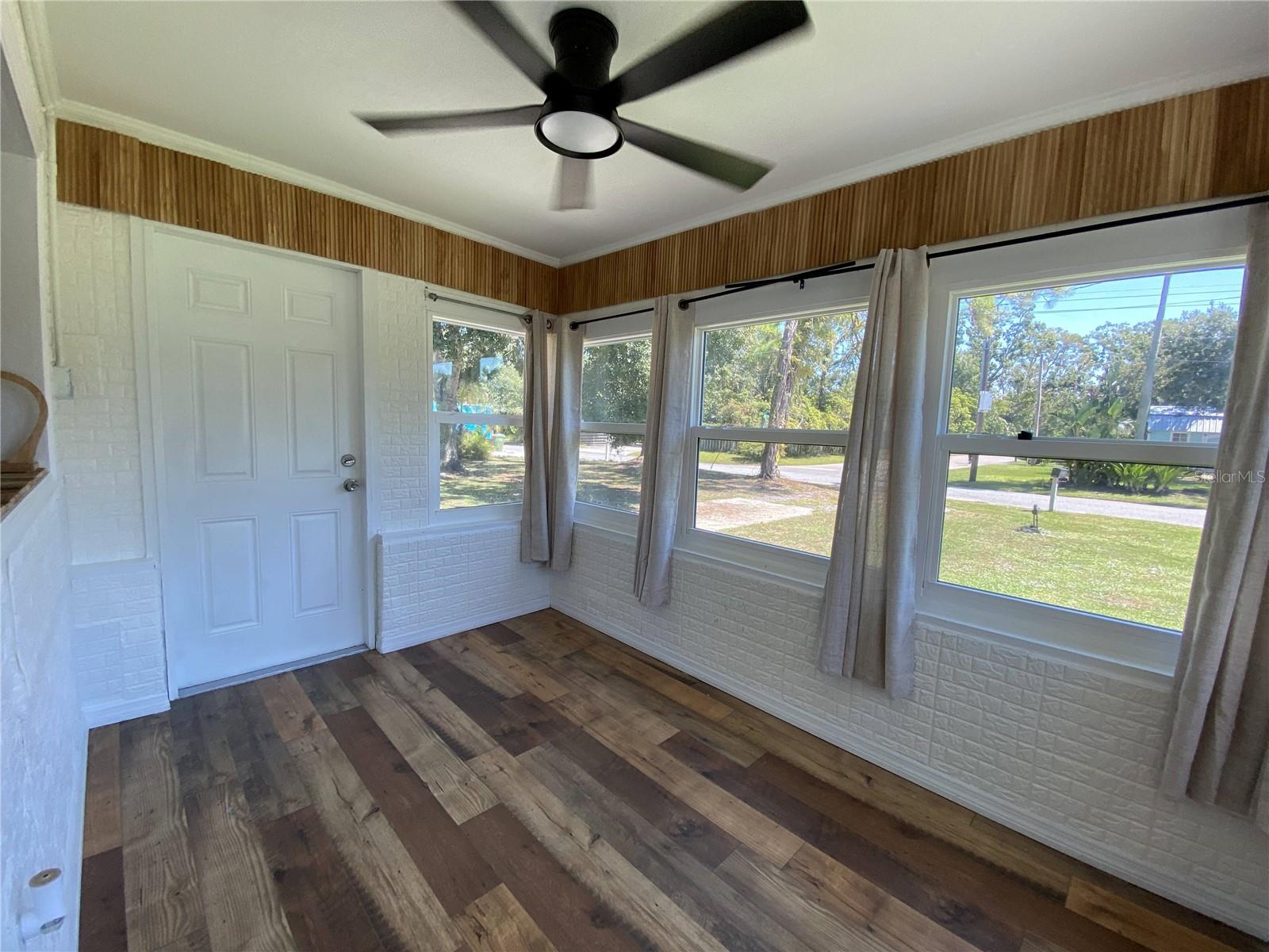 Image 11 of 19 For 3735 Rilma Avenue