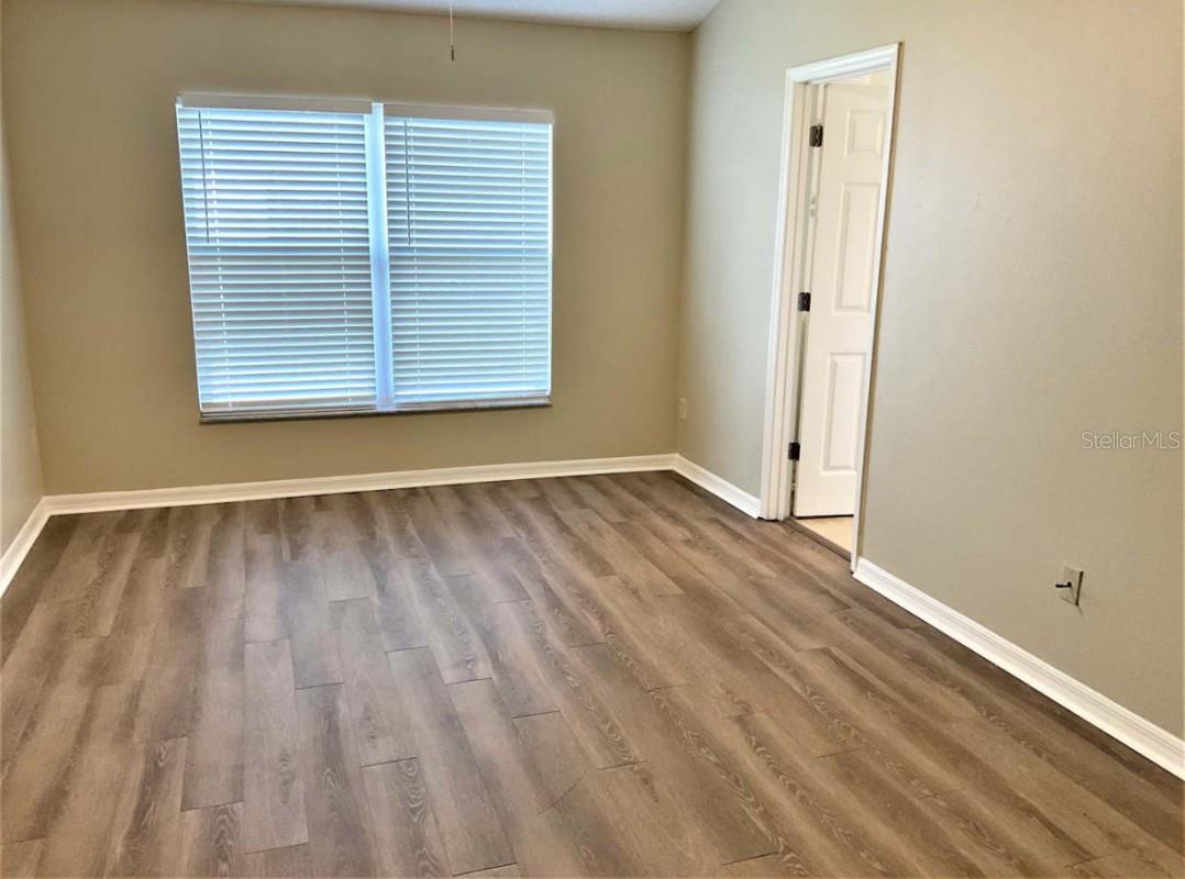Image 6 of 10 For 12848 Tallowood Drive