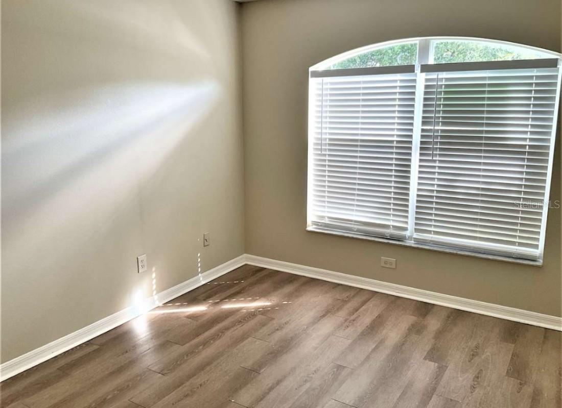 Image 7 of 10 For 12848 Tallowood Drive