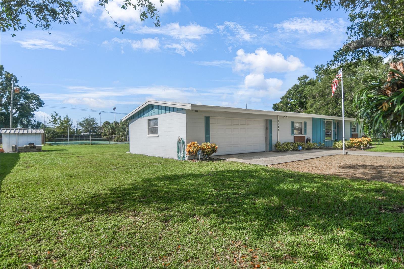 Image 2 of 36 For 3012 52nd Avenue Drive W