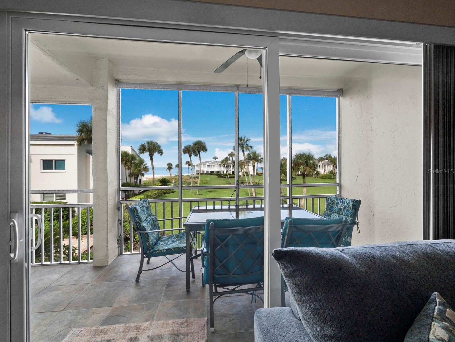 Image 11 of 58 For 7105 Gulf Of Mexico Drive 21