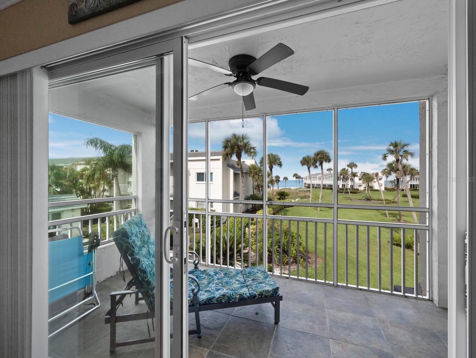 Image 22 of 58 For 7105 Gulf Of Mexico Drive 21