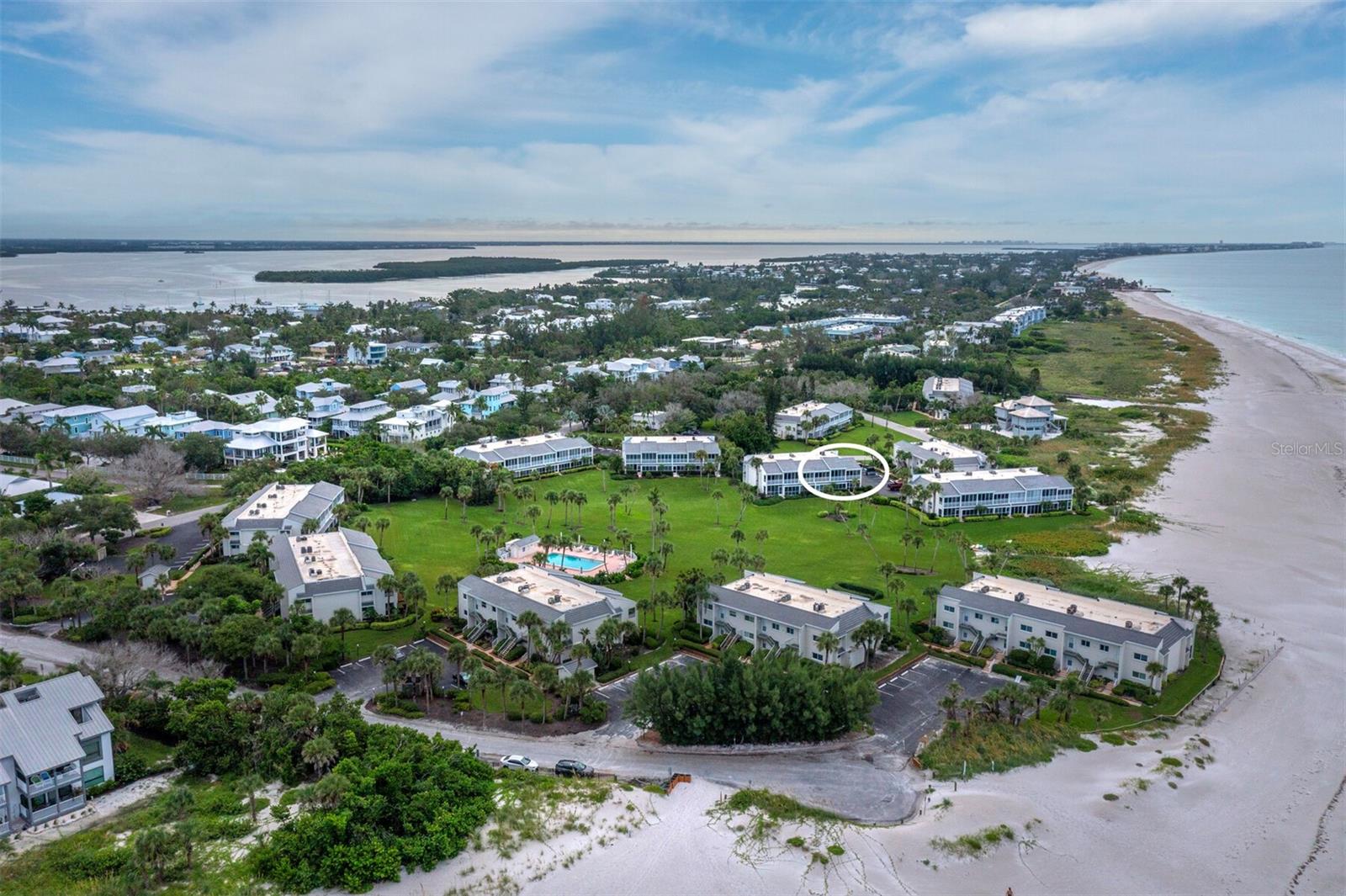 Image 41 of 58 For 7105 Gulf Of Mexico Drive 21