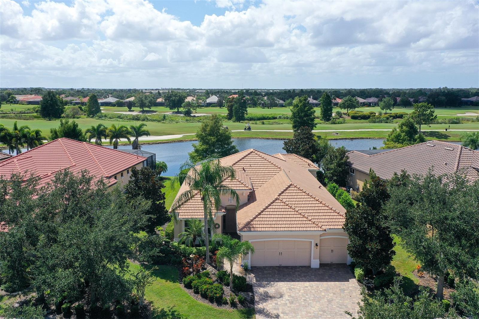 Image 4 of 73 For 14718 Secret Harbor Place