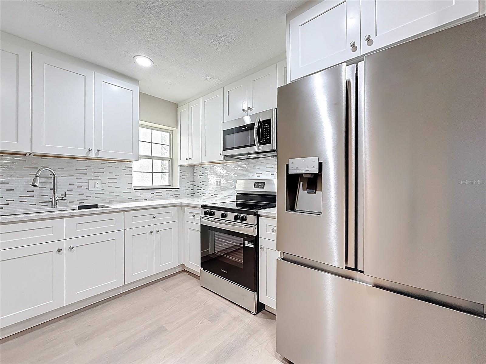 Image 10 of 56 For 13601 Audrey Lane