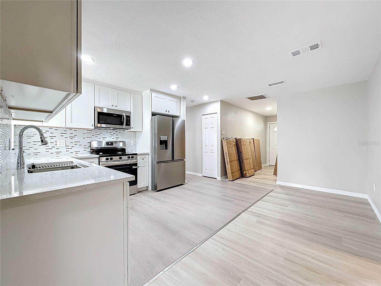Image 13 of 56 For 13601 Audrey Lane