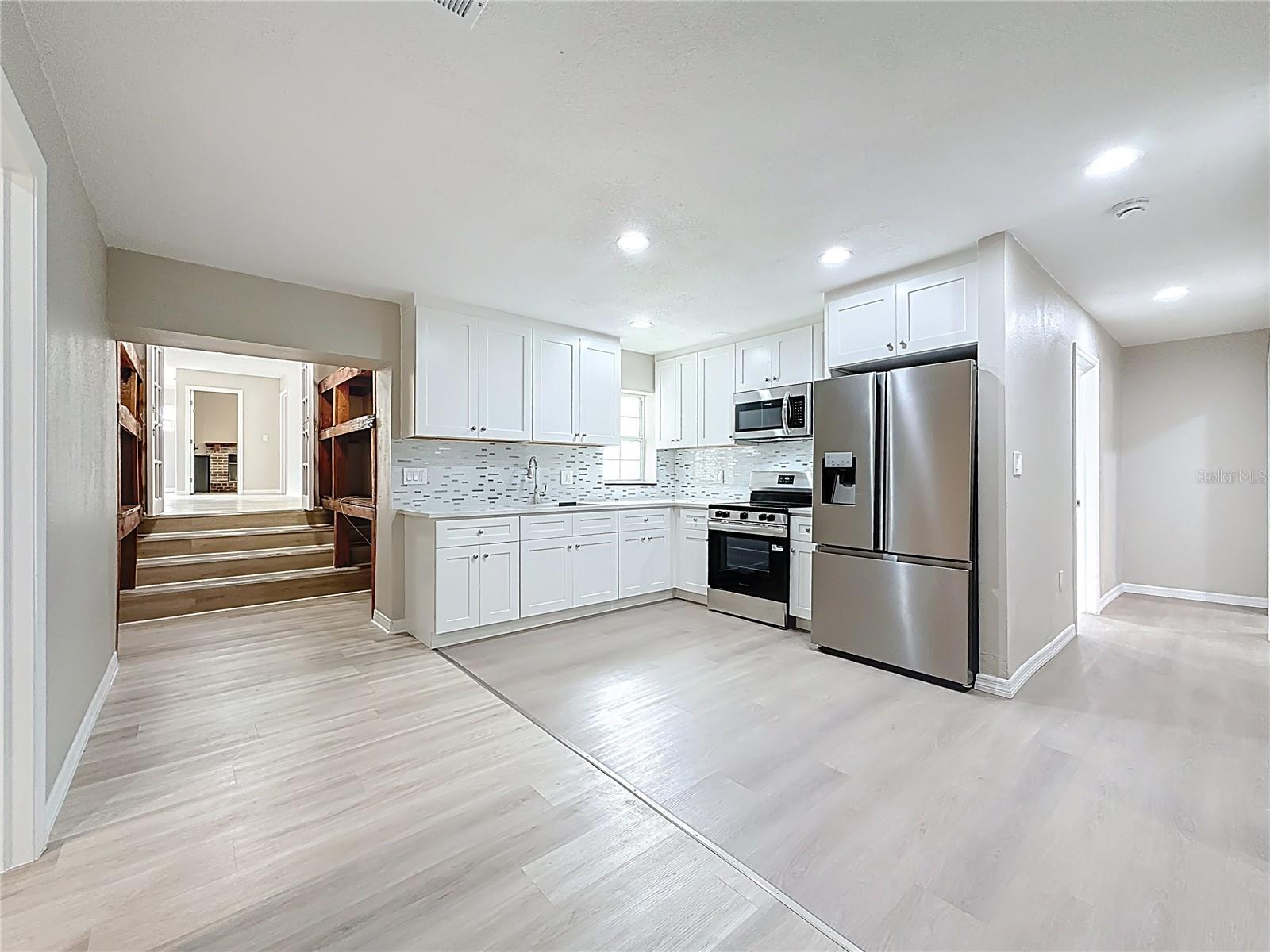 Image 6 of 56 For 13601 Audrey Lane
