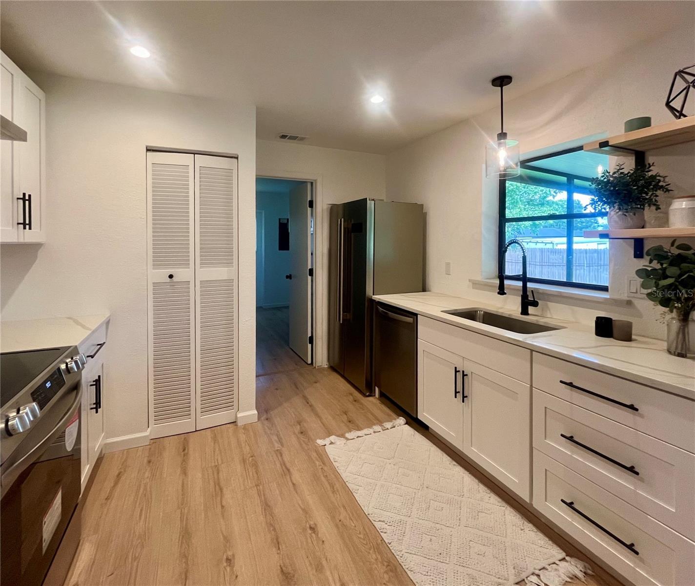 Image 10 of 26 For 3252 Patton Street