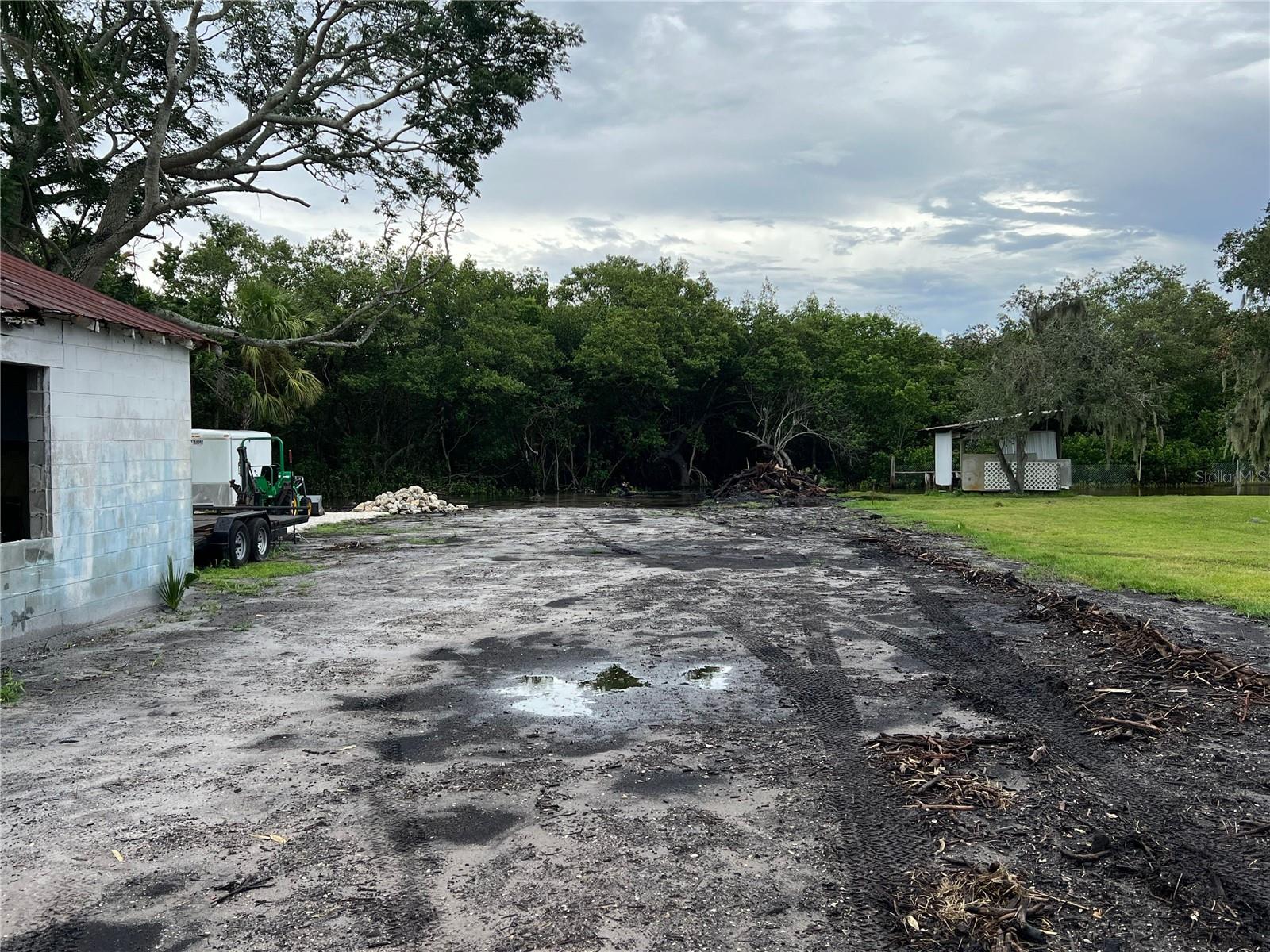 Image 19 of 29 For 912 Piney Point Road
