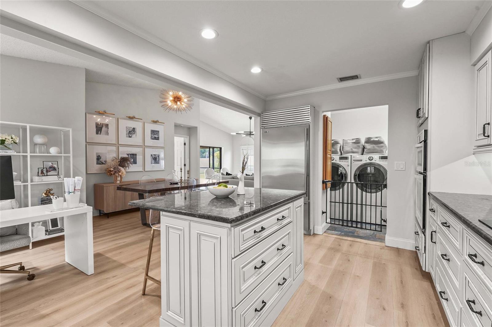 Image 14 of 51 For 7845 Pine Trace Drive