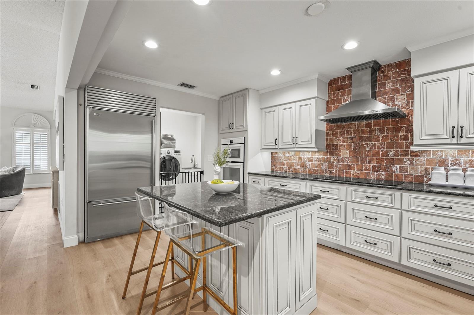 Image 15 of 51 For 7845 Pine Trace Drive