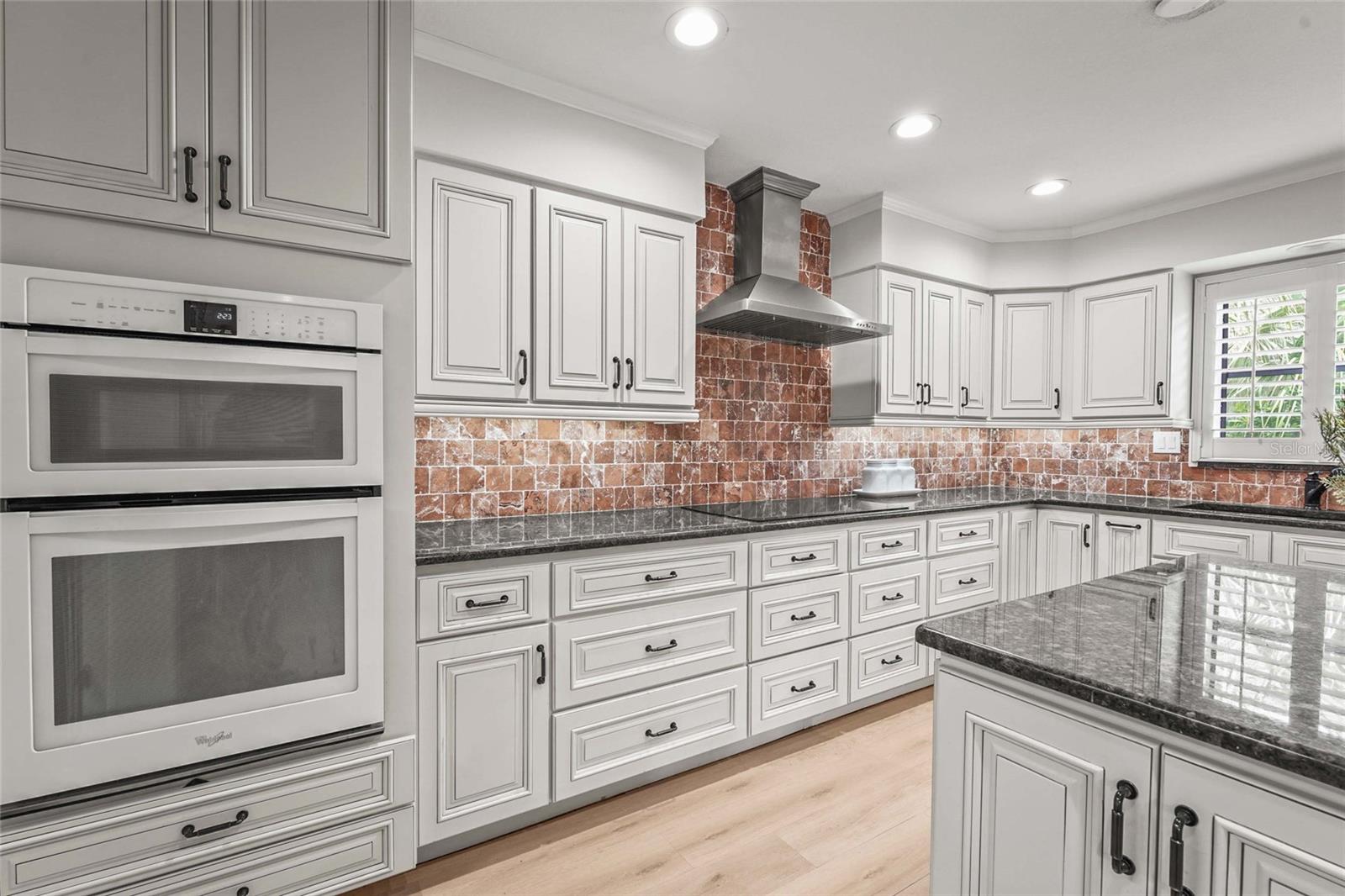 Image 16 of 51 For 7845 Pine Trace Drive