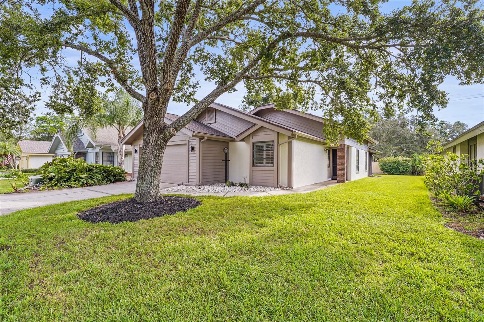 Image 6 of 51 For 7845 Pine Trace Drive