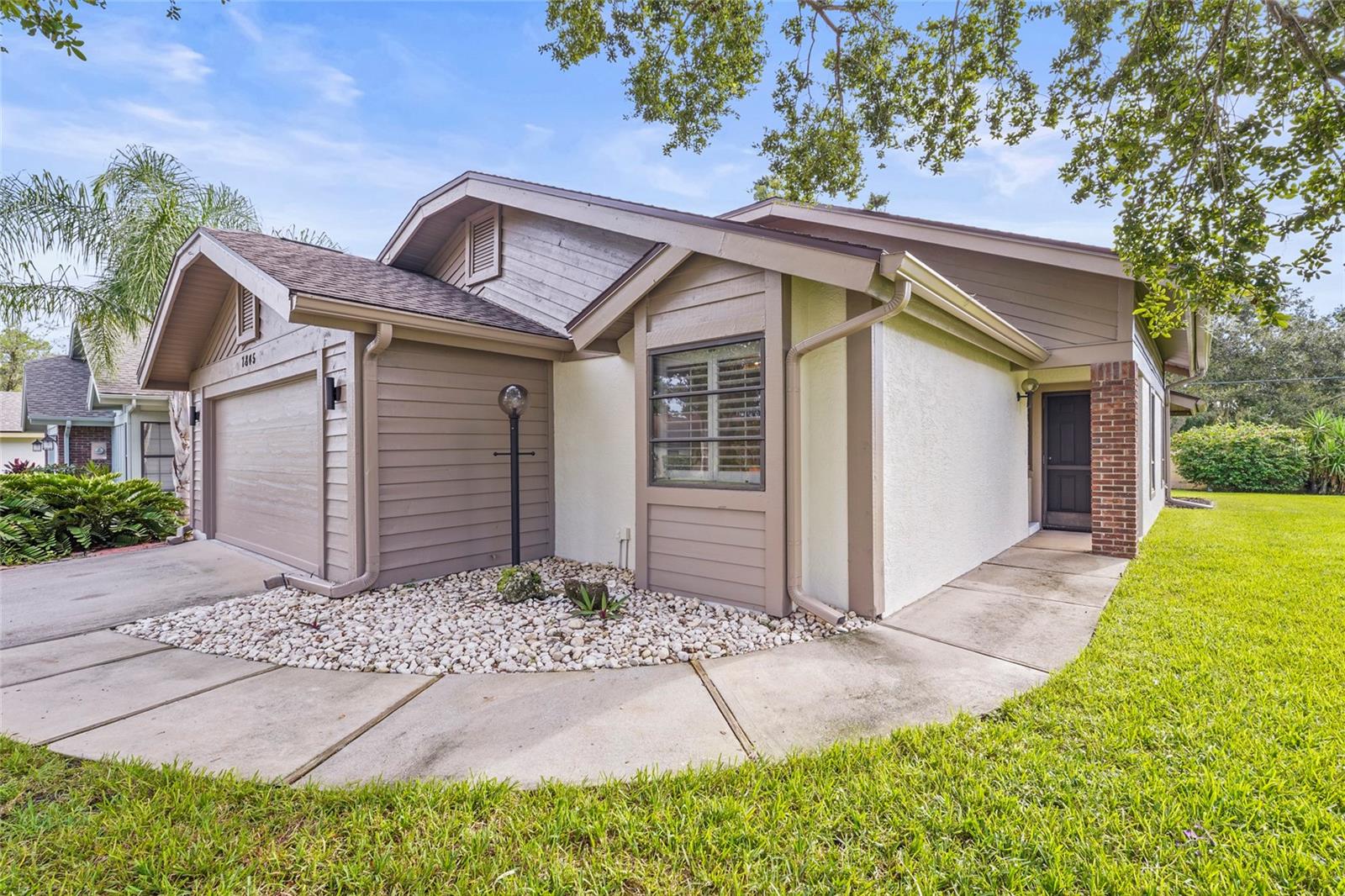 Image 7 of 51 For 7845 Pine Trace Drive