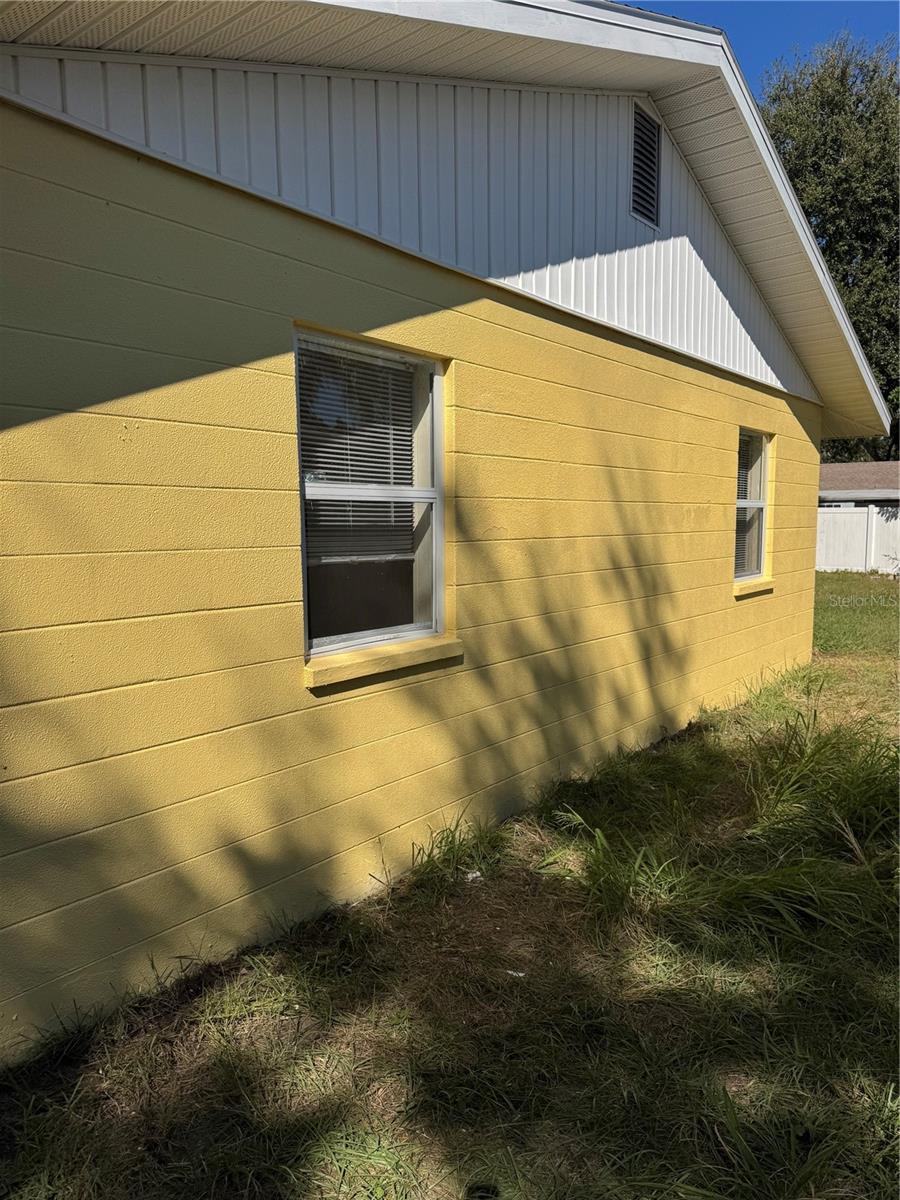 Image 21 of 22 For 2311 Bougainvillea Street