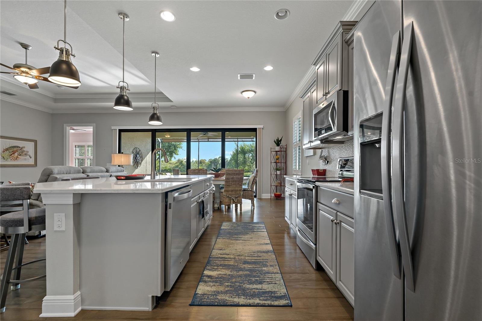 Image 14 of 75 For 10419 Medjool Drive