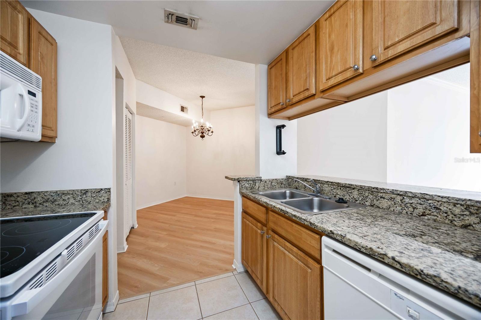 Image 6 of 18 For 4763 Travini Circle 3-203
