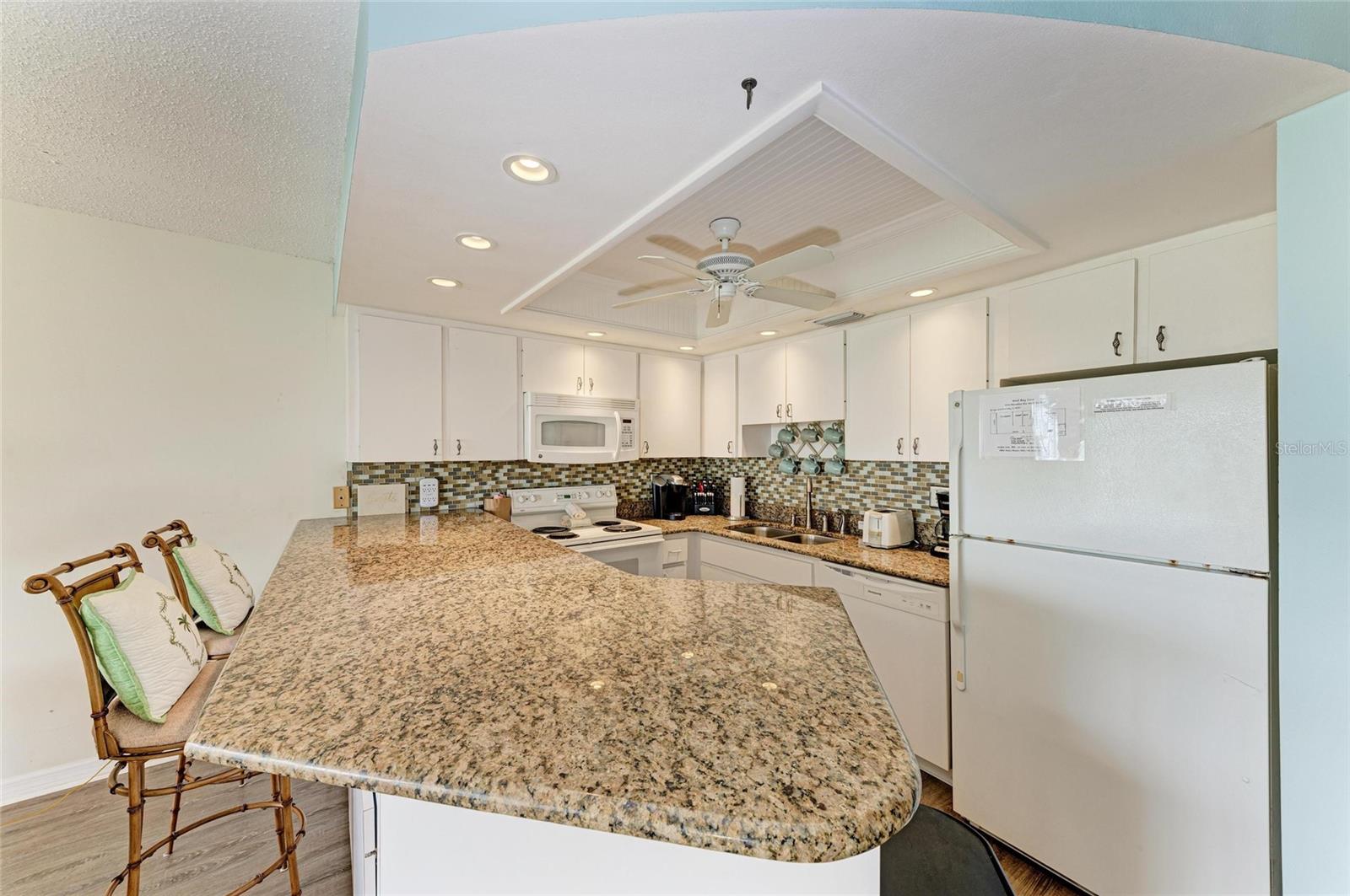 Image 14 of 39 For 600 Manatee Avenue 226