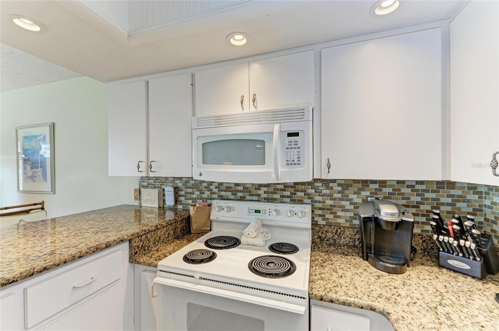 Image 16 of 39 For 600 Manatee Avenue 226