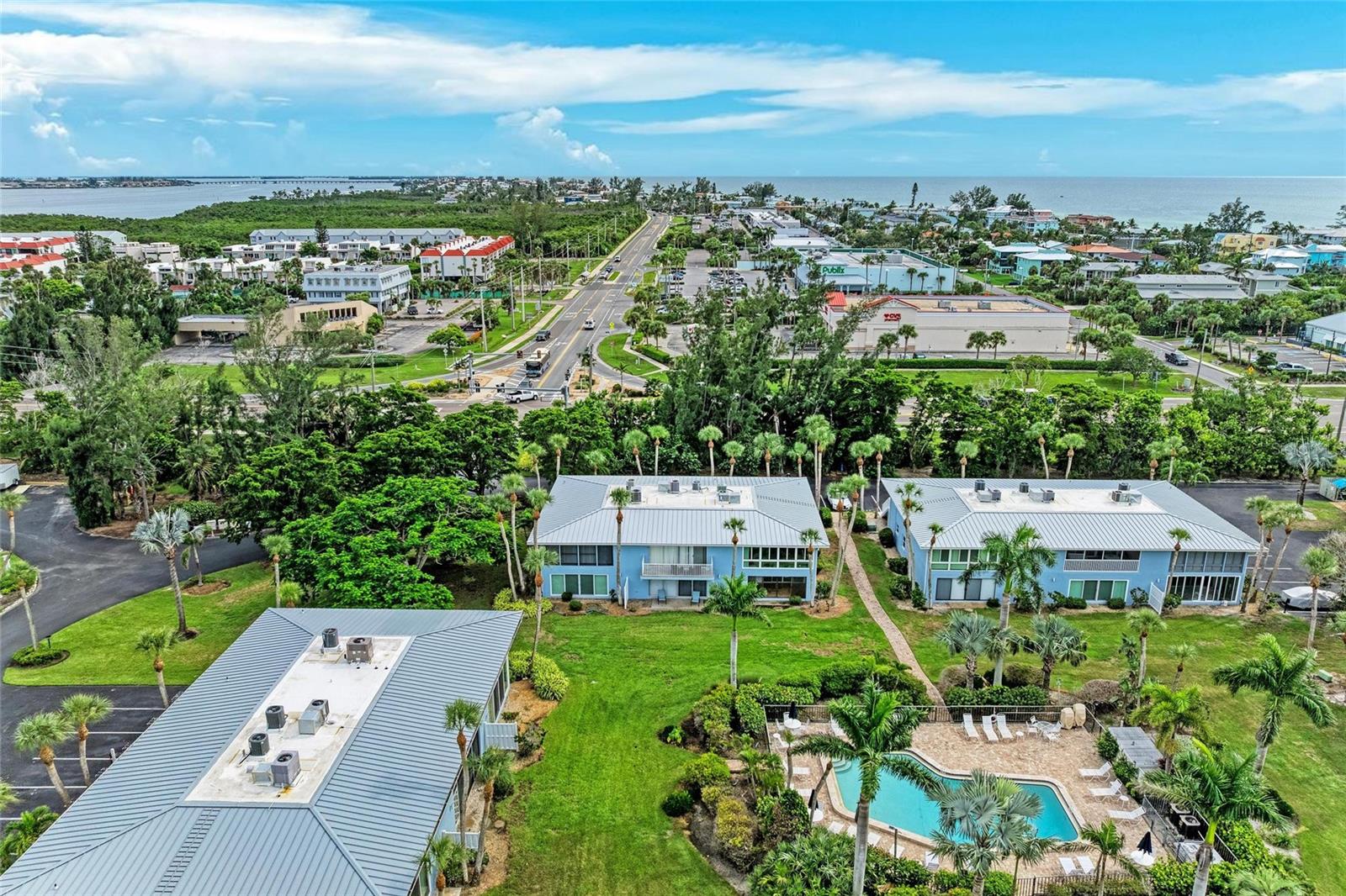 Image 3 of 39 For 600 Manatee Avenue 226
