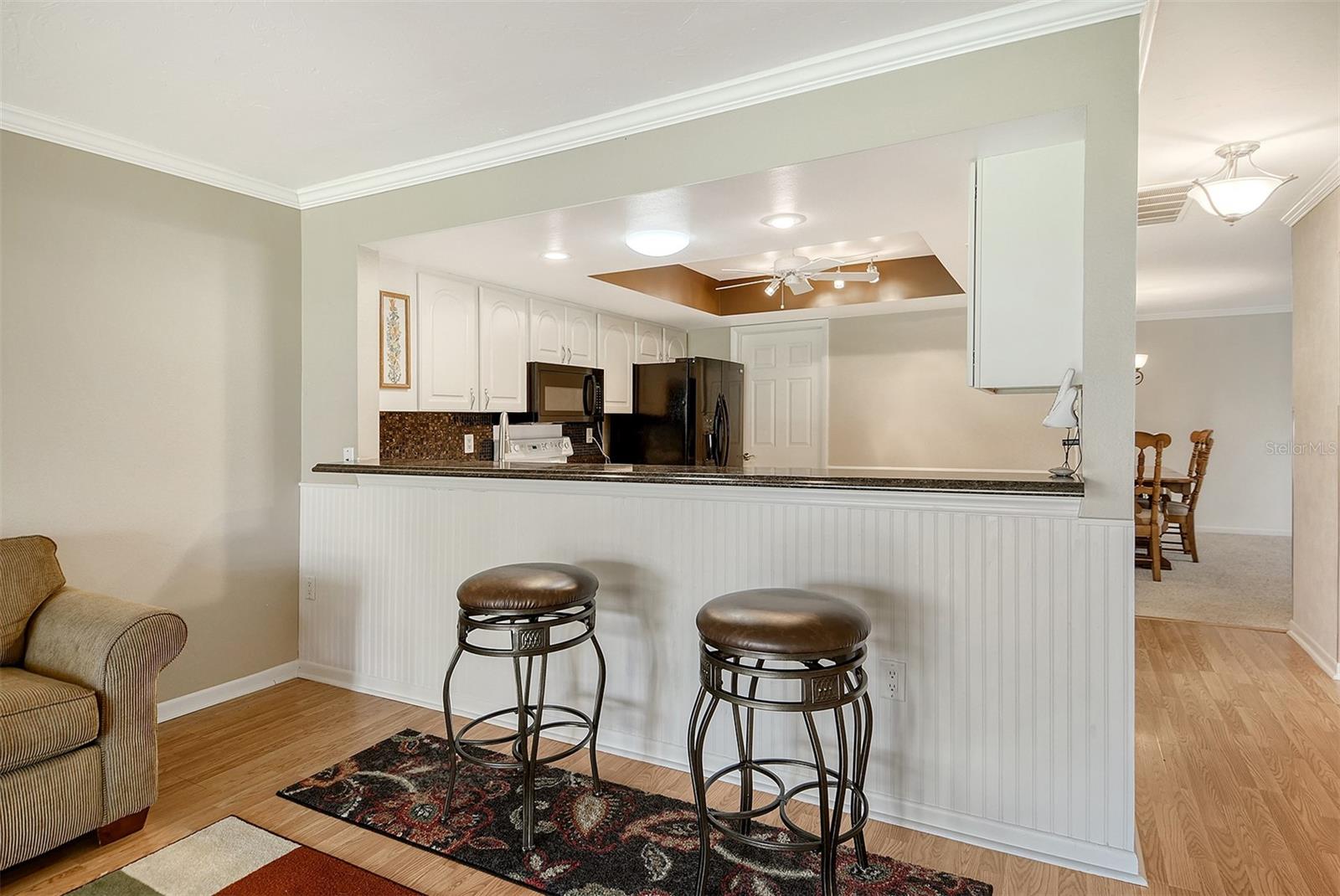 Image 17 of 38 For 5609 Evergreen Drive 28