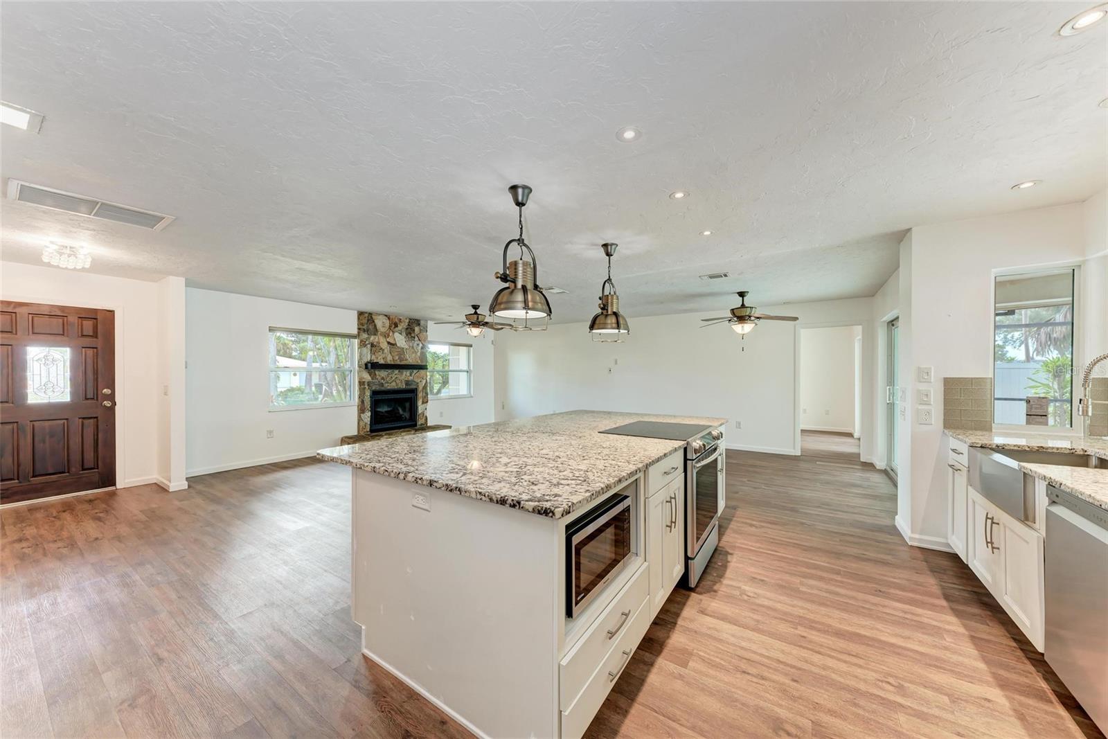 Image 13 of 44 For 451 Shore Drive