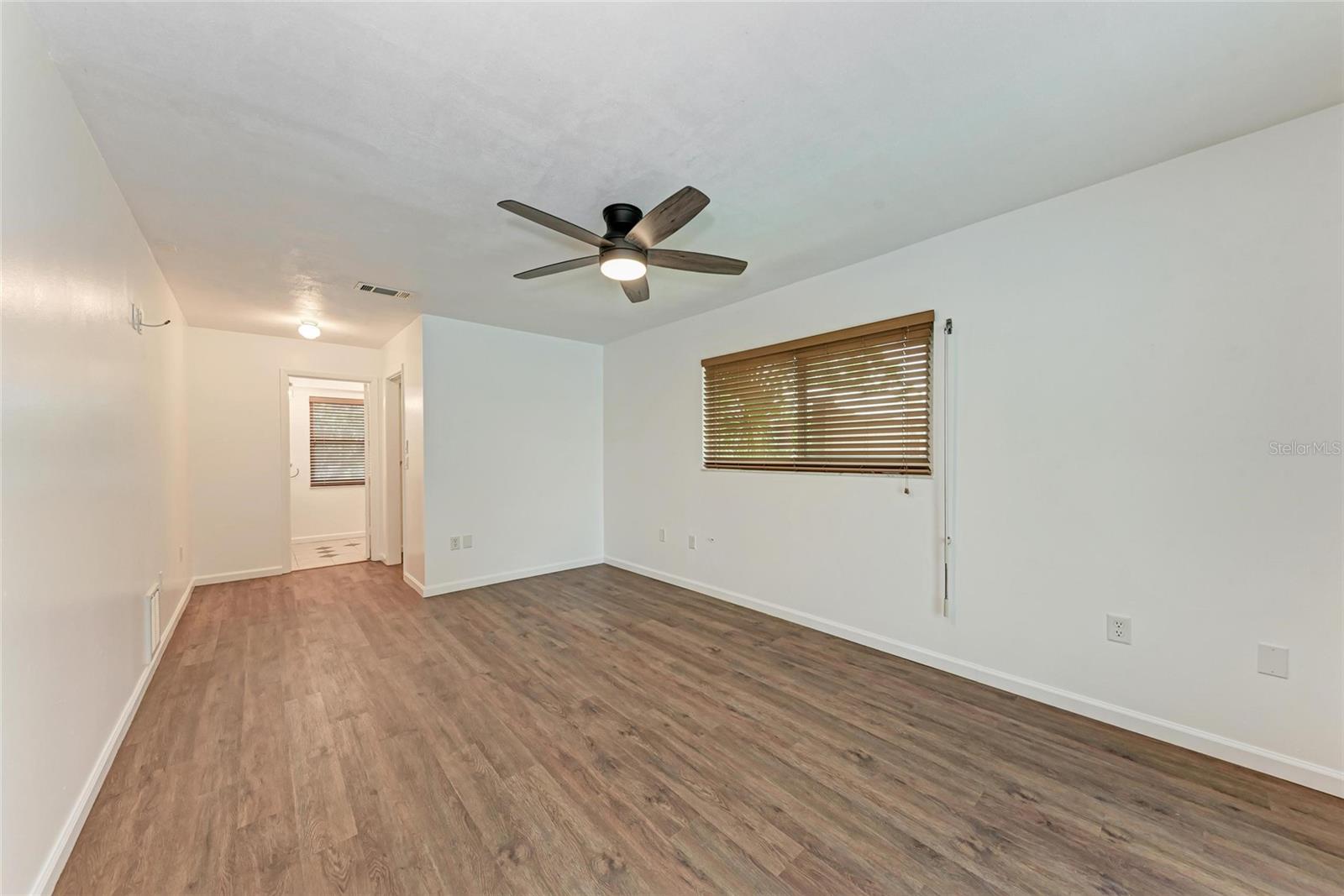 Image 18 of 44 For 451 Shore Drive