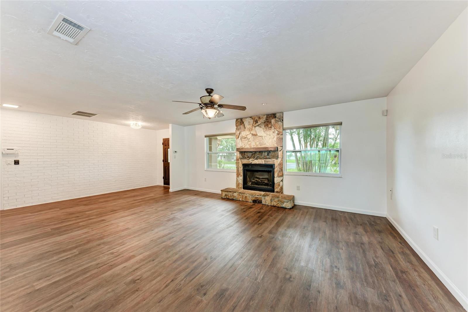 Image 8 of 44 For 451 Shore Drive