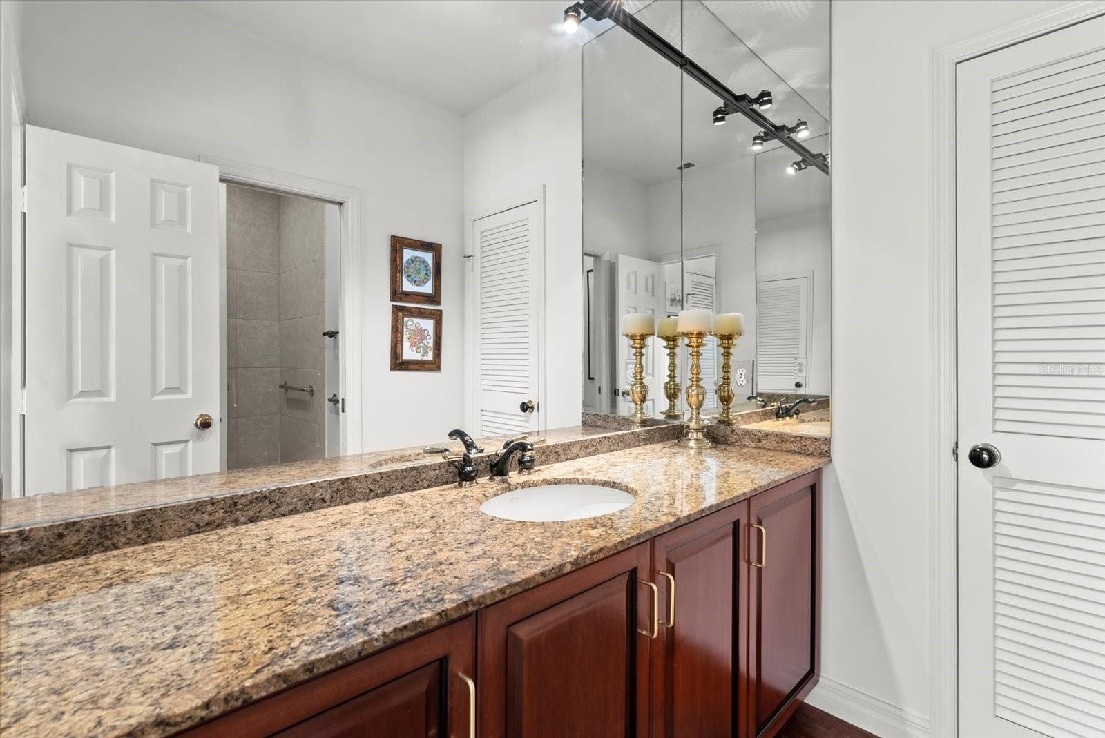 Image 19 of 57 For 854 Norsota Way