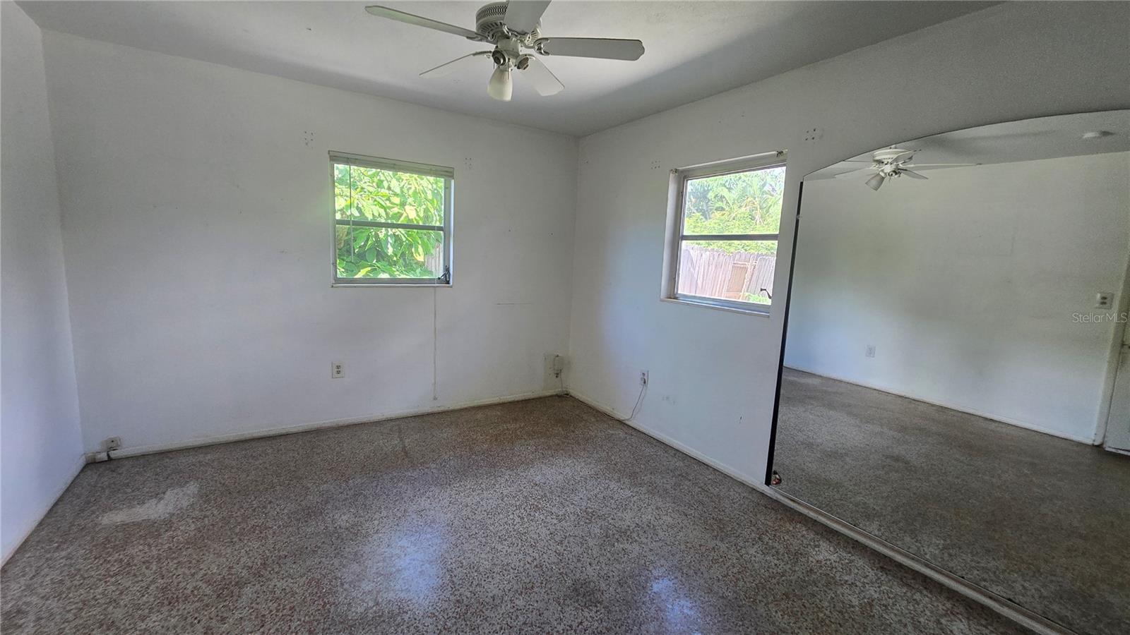 Image 10 of 37 For 7413 Starfish Drive