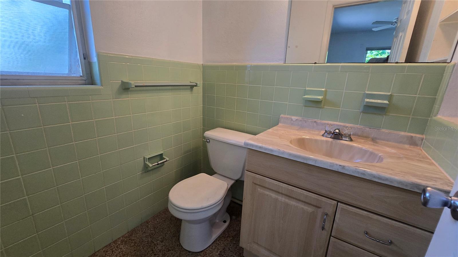 Image 11 of 37 For 7413 Starfish Drive