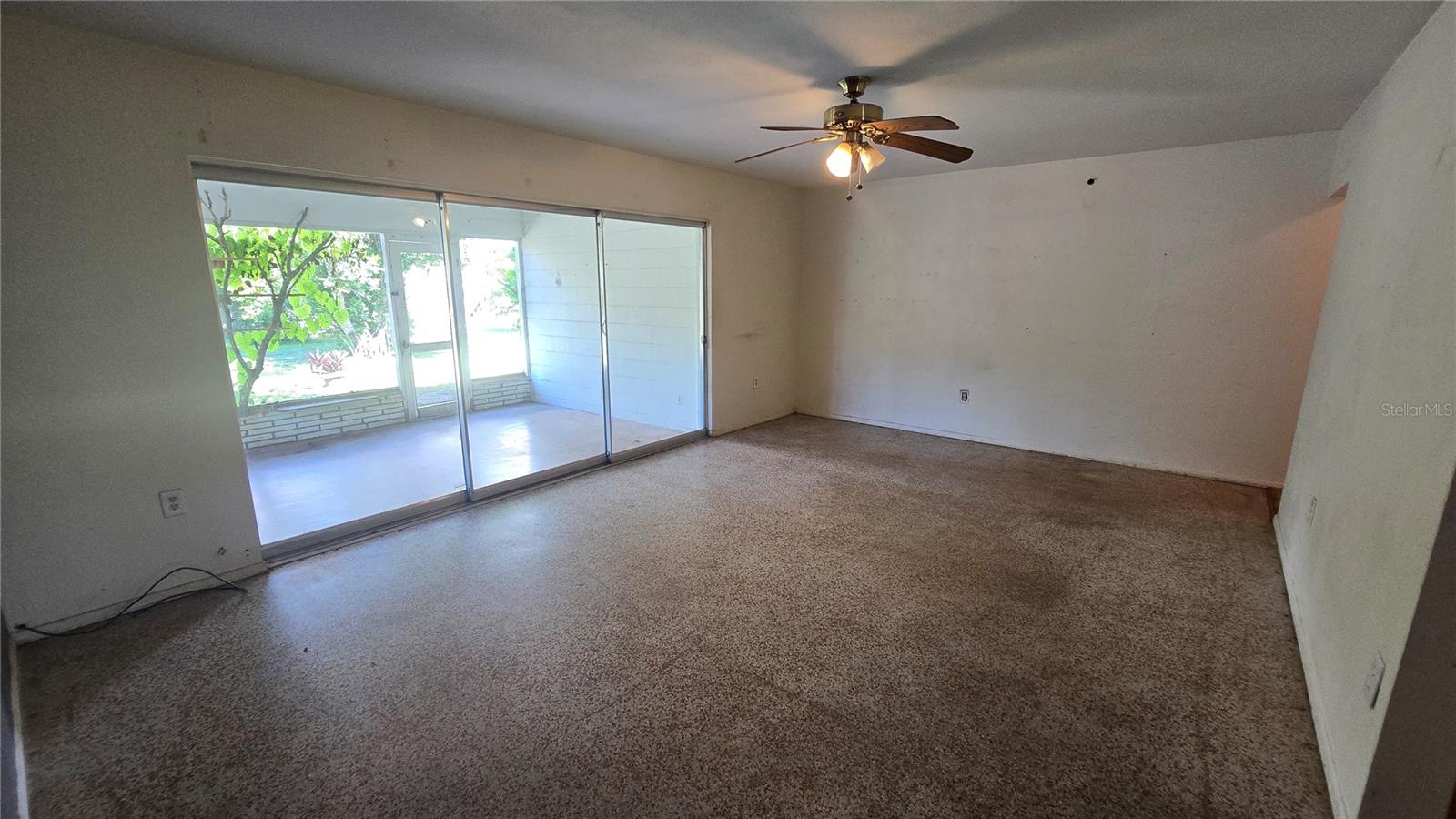 Image 16 of 37 For 7413 Starfish Drive