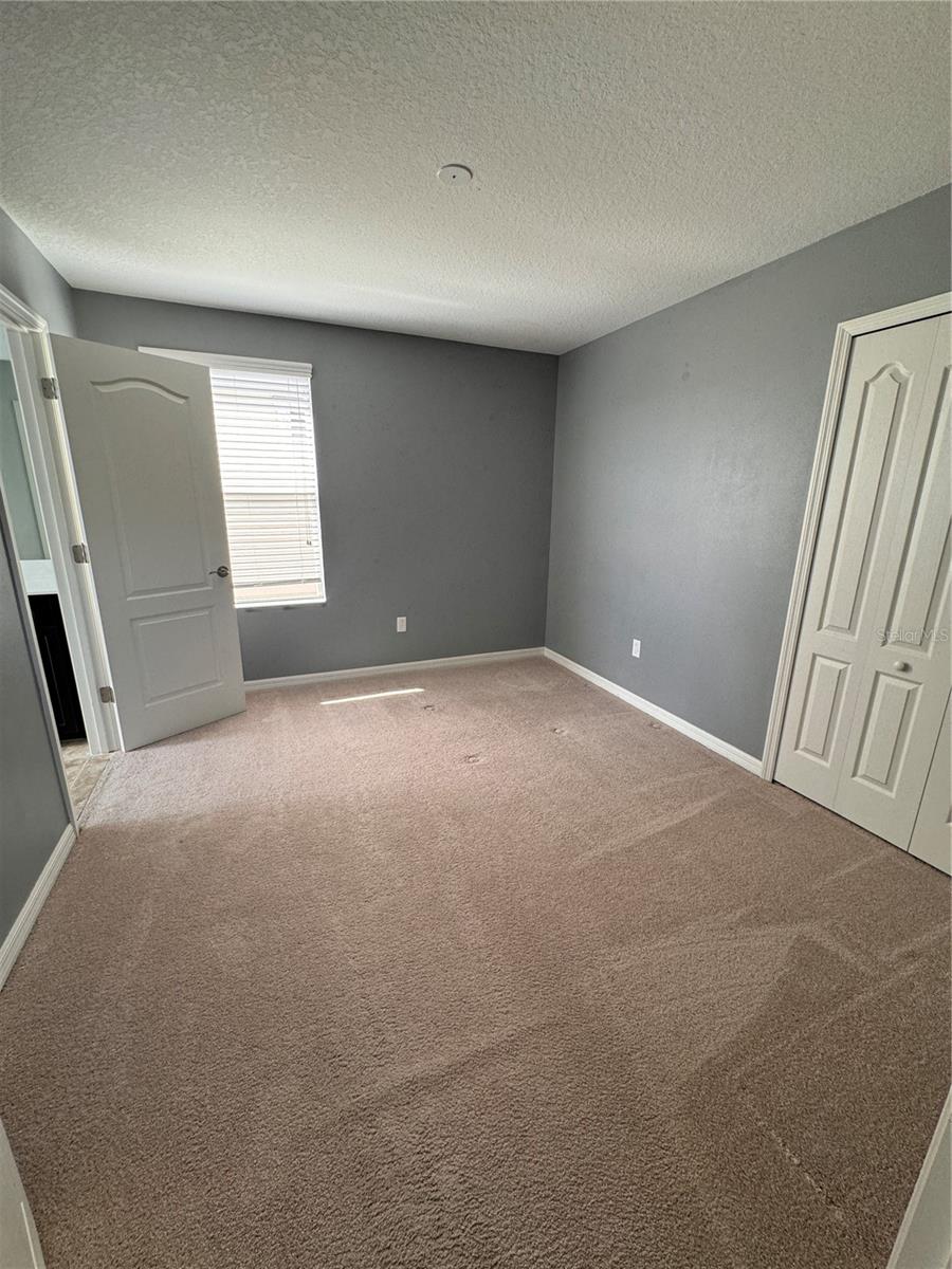Image 11 of 14 For 6425 Autumn Woods Way