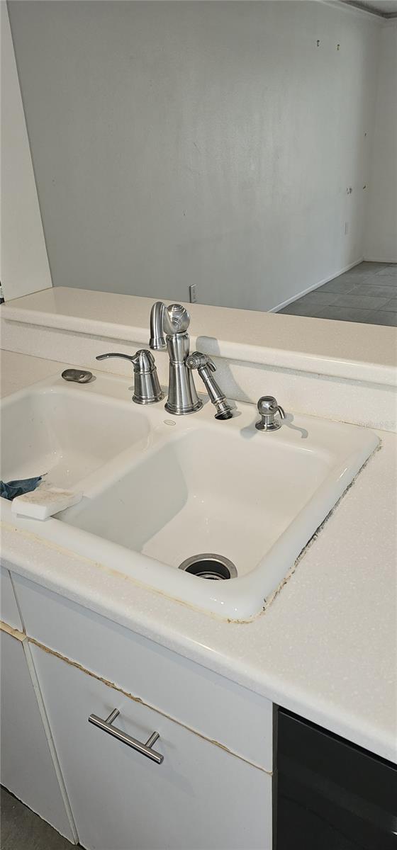 Image 11 of 12 For 321 Timberlake Drive 321