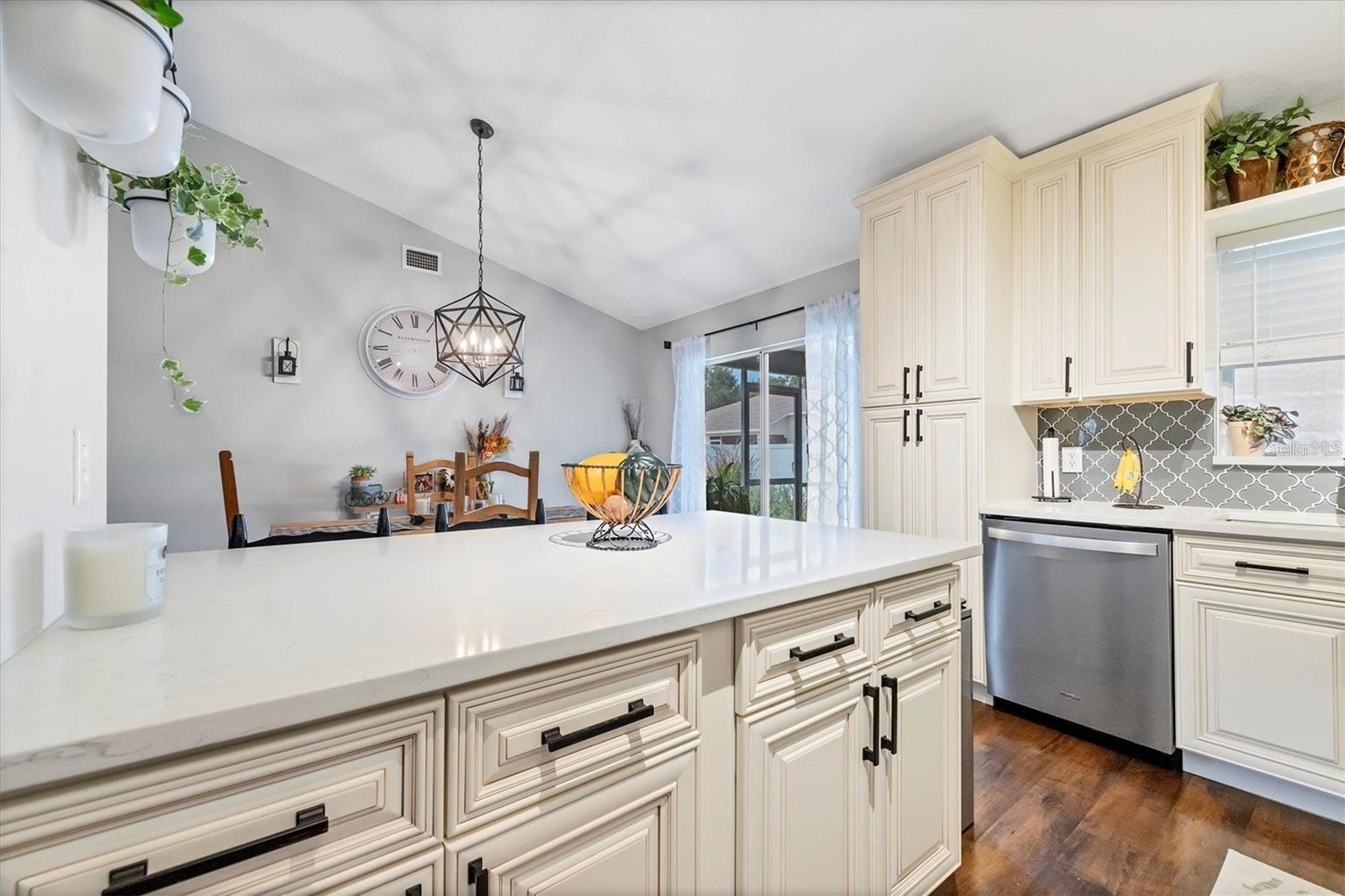 Image 11 of 40 For 4624 73rd Street E