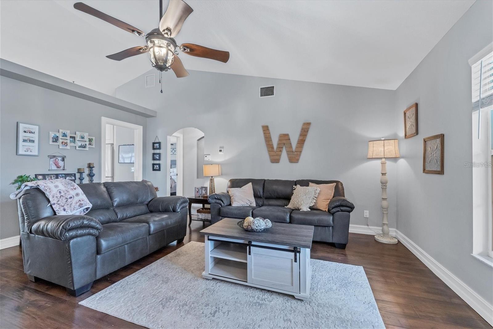 Image 2 of 40 For 4624 73rd Street E