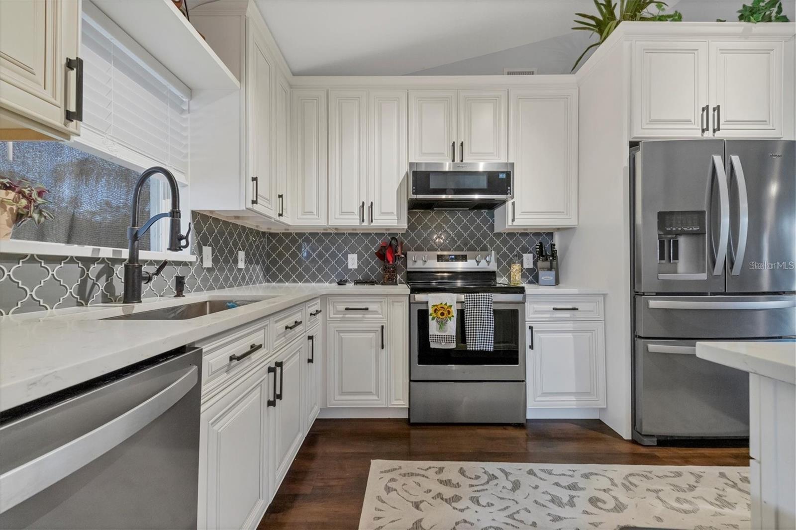 Image 9 of 40 For 4624 73rd Street E