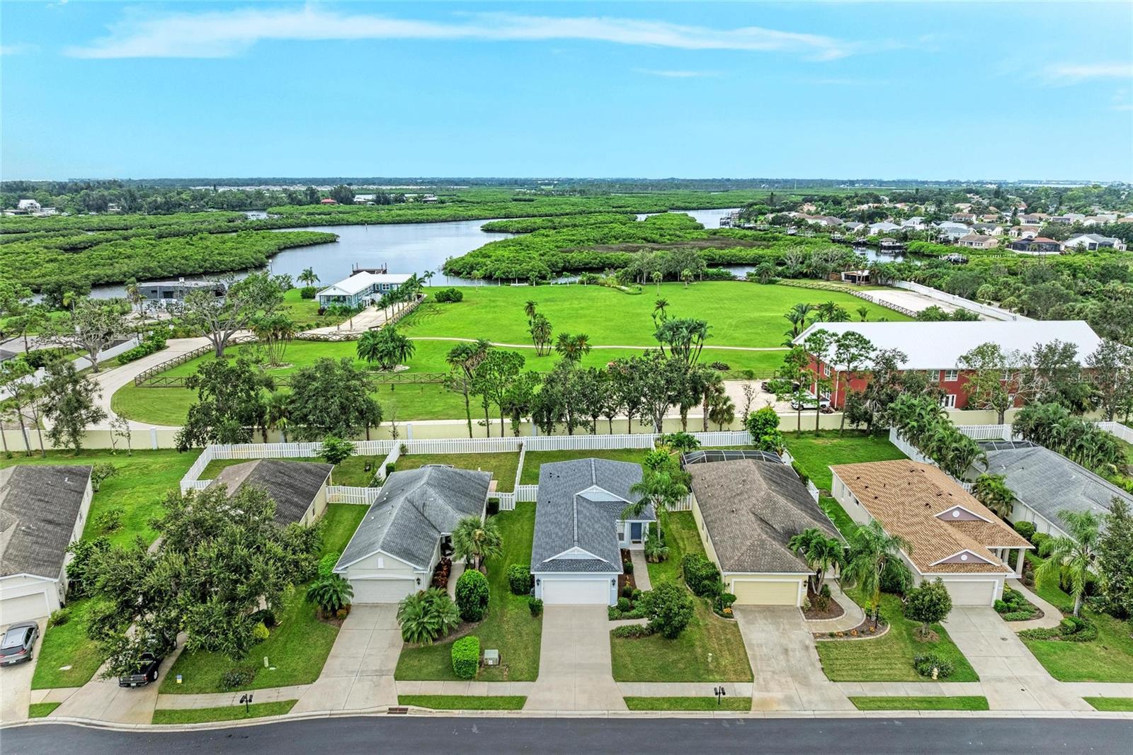 Image 42 of 59 For 5234 Aqua Breeze Drive