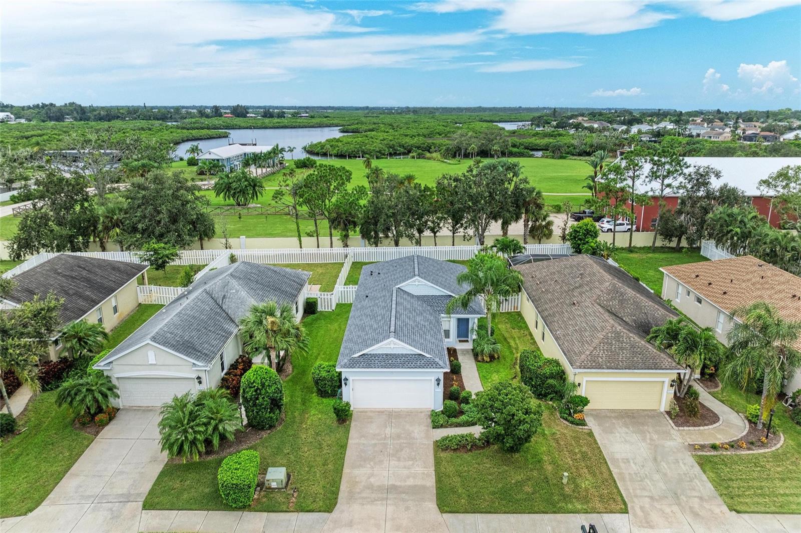 Image 47 of 59 For 5234 Aqua Breeze Drive