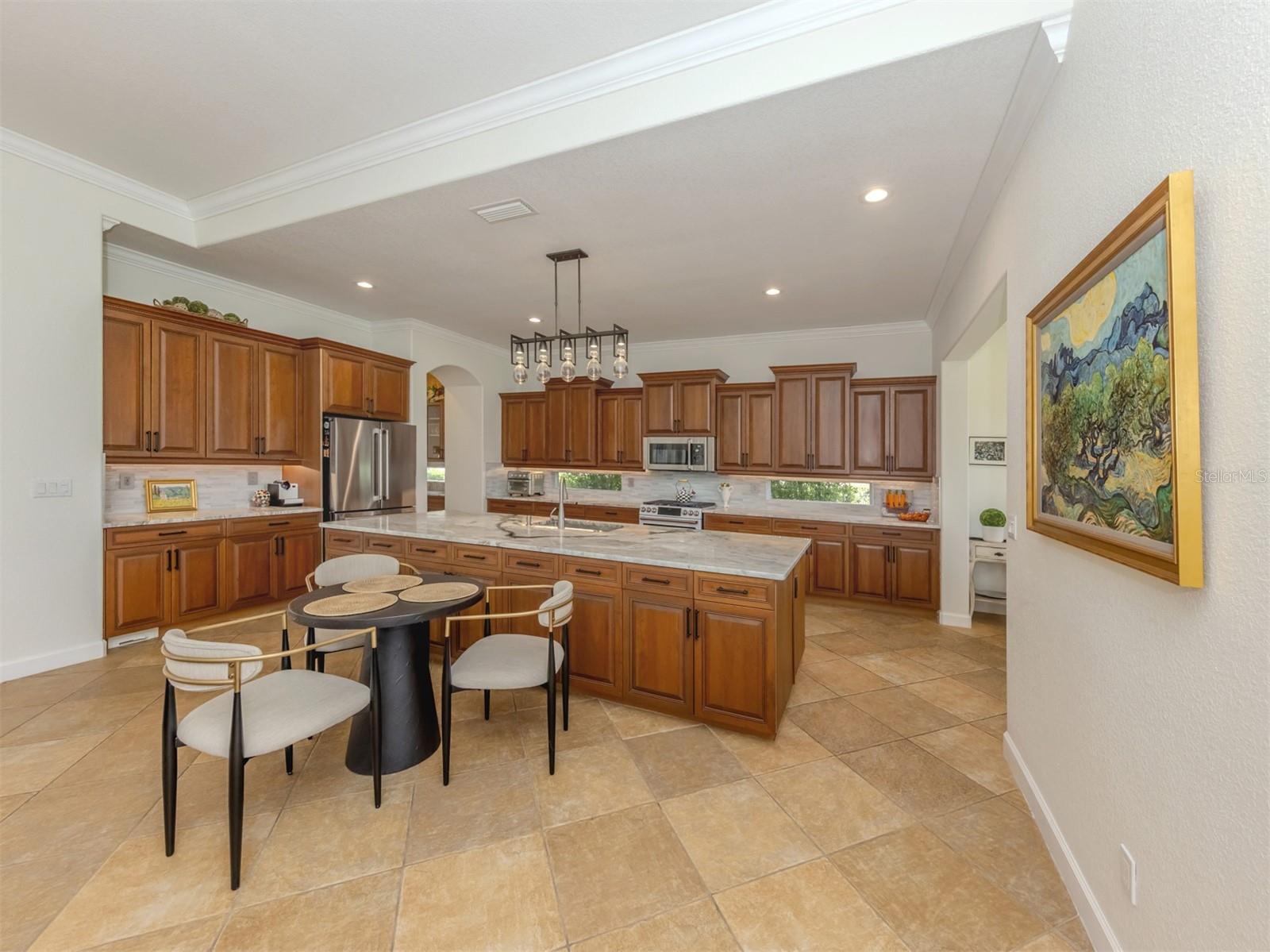 Image 13 of 77 For 258 Montelluna Drive