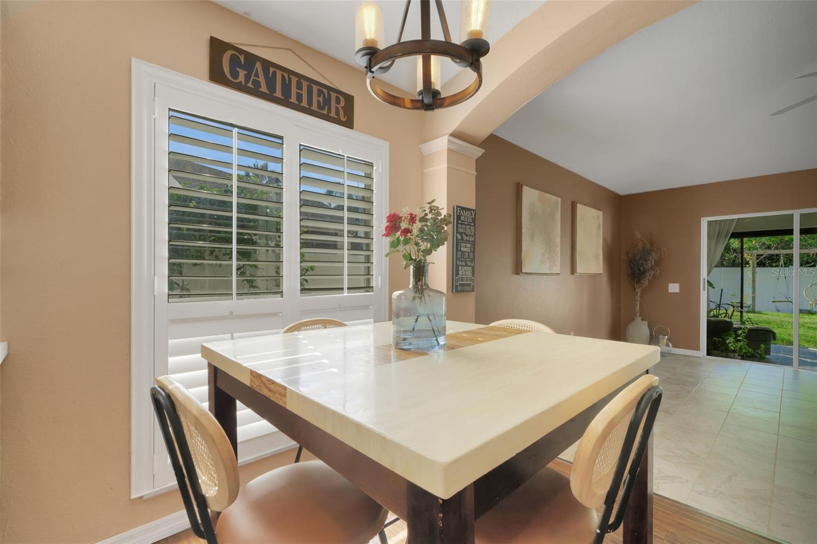 Listing photo id 11 for 11567 Misty Isle Lane