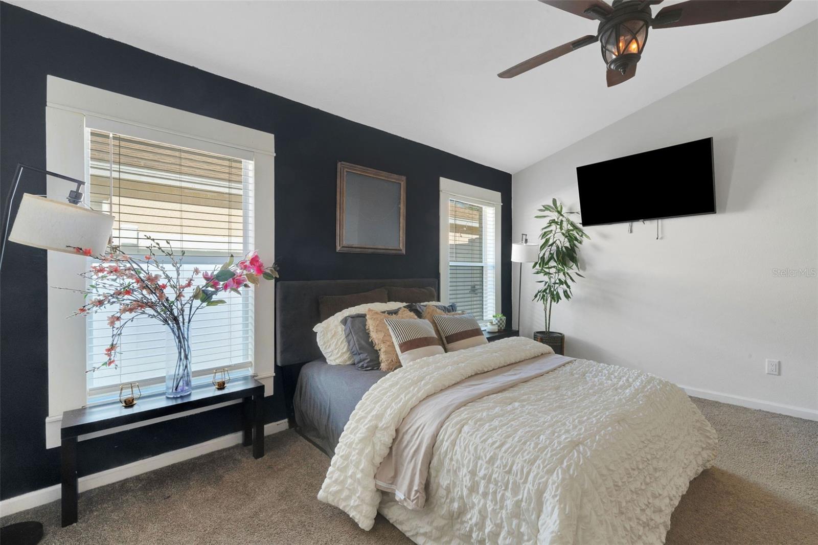 Listing photo id 15 for 11567 Misty Isle Lane
