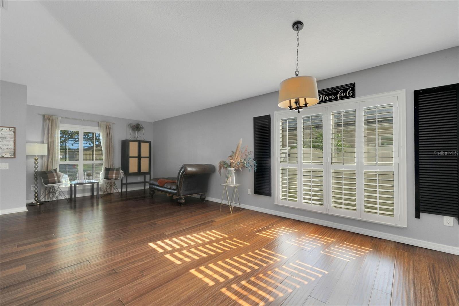 Listing photo id 32 for 11567 Misty Isle Lane