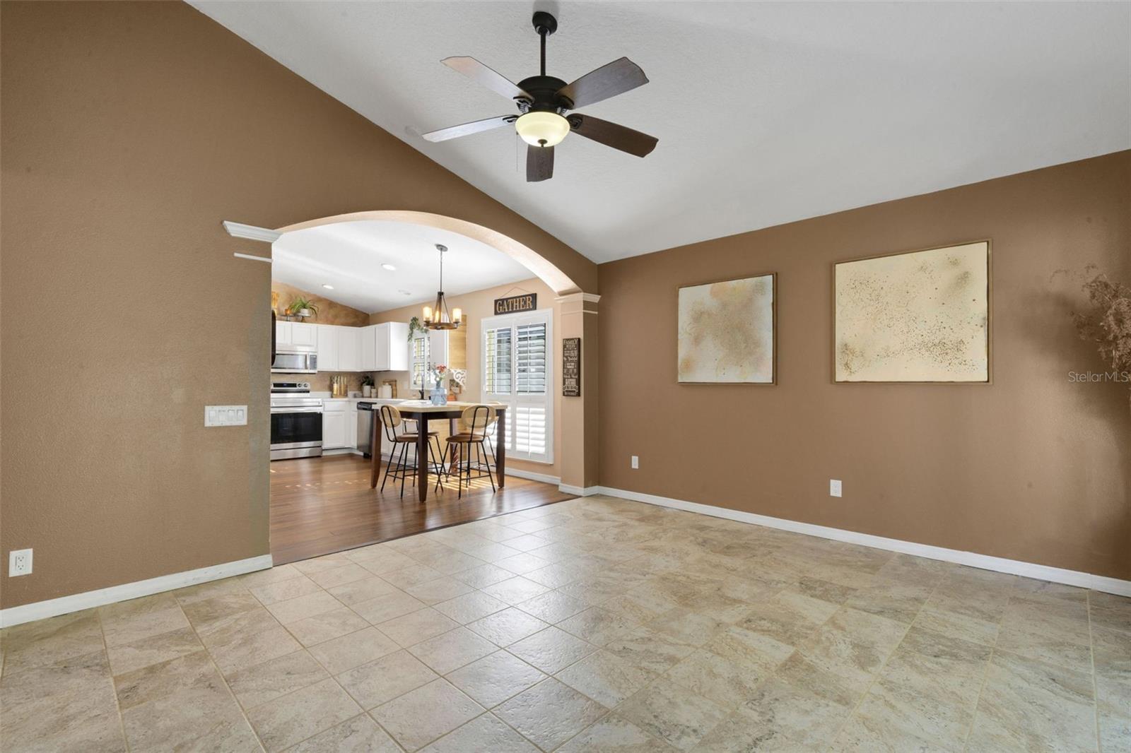 Listing photo id 33 for 11567 Misty Isle Lane