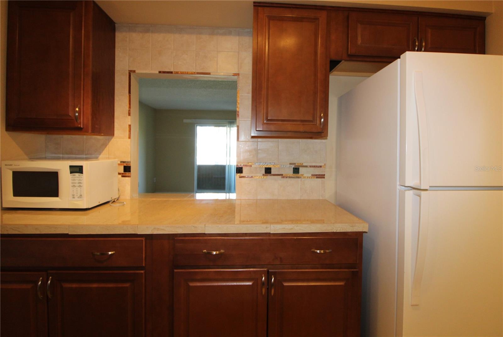 Image 3 of 19 For 5509 Fountain Lake Circle C205