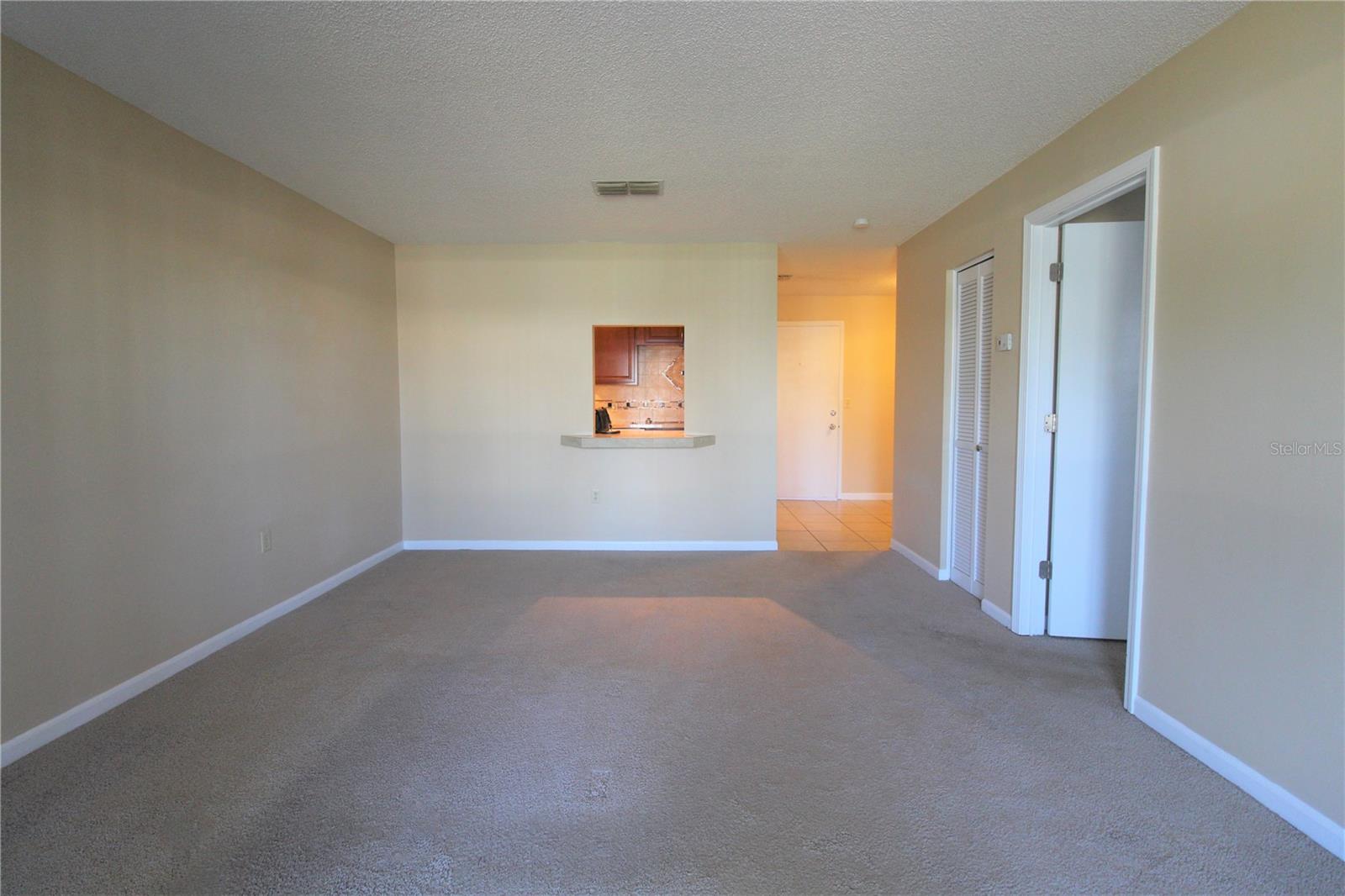Image 5 of 19 For 5509 Fountain Lake Circle C205